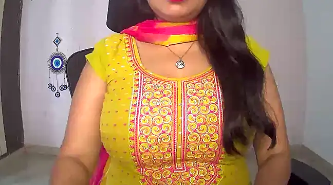 Swetaa  online show from 03/03/25, 07:21