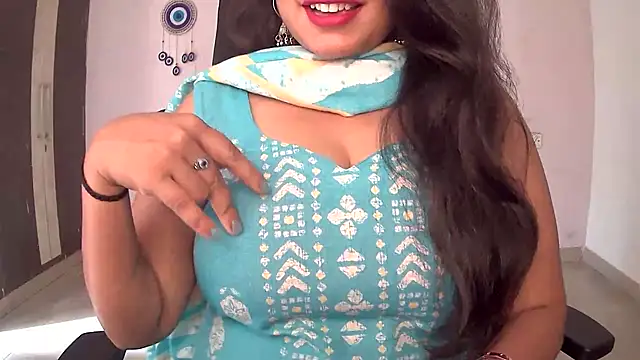 Swetaa  online show from 09/20/25, 05:19