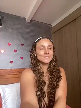 Snapshot of MafeeRoss chatting on 02/12/26, 06:03 MafeeRoss online show from 02/12/26, 06:03