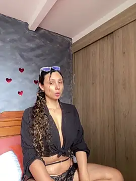 Snapshot of MafeeRoss chatting on 02/24/26, 05:55 MafeeRoss online show from 02/24/26, 05:55