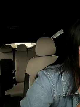 Snapshot of Abril10_ chatting on 10/08/25, 12:58 Abril10 online show from 10/08/25, 12:58