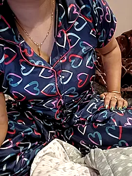 Snapshot of QueenHaryana chatting on 01/09/26, 05:26 QueenHaryana online show from 01/09/26, 05:26