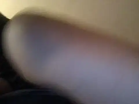 Snapshot of lisa_larry88 chatting on 12/16/24, 05:11 lisa larry88 online show from 12/16/24, 05:11