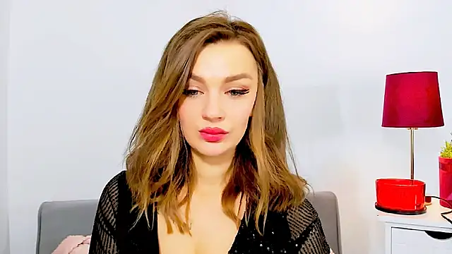 Snapshot of OliviaFantasy chatting on 01/08/25, 04:11 OliviaFantasy online show from 01/08/25, 04:11