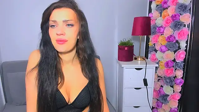 Snapshot of OliviaFantasy chatting on 11/13/25, 08:13 OliviaFantasy online show from 11/13/25, 08:13