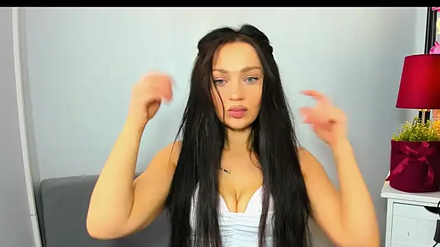 OliviaFantasy online show from 04/17/26, 10:40