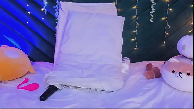 pamelajons  online show from 01/31/25, 03:11