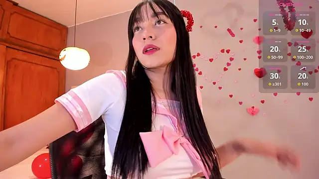 Maia W10 online show from 02/14/26, 12:24