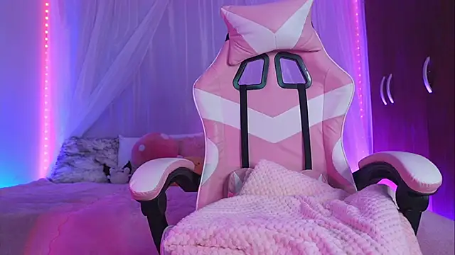 Snapshot of Lilou_albrecht chatting on 03/25/26, 01:06 Lilou albrecht online show from 03/25/26, 01:06