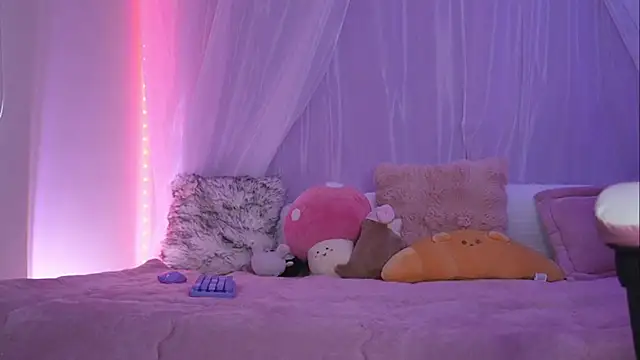 Snapshot of Lilou_albrecht chatting on 03/27/26, 02:06 Lilou albrecht online show from 03/27/26, 02:06