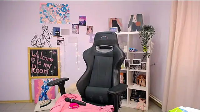 MelissaLovvv online show from 03/13/25, 06:58