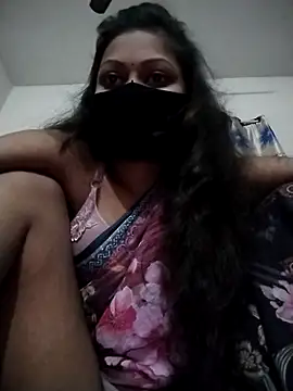 Nadia-2 online show from 12/17/25, 12:22