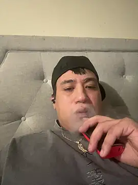 Snapshot of Richyyyybouyyy chatting on 05/19/26, 12:11 Richyyyybouyyy online show from 05/19/26, 12:11