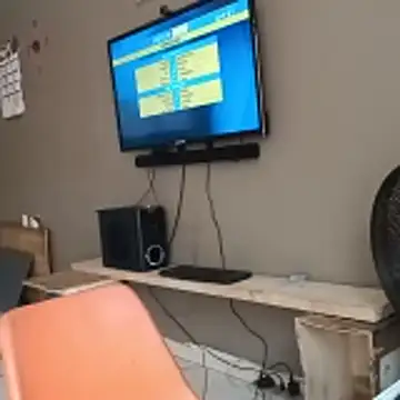 Snapshot of bigtswakalaka chatting on 04/23/26, 11:42 bigtswakalaka online show from 04/23/26, 11:42