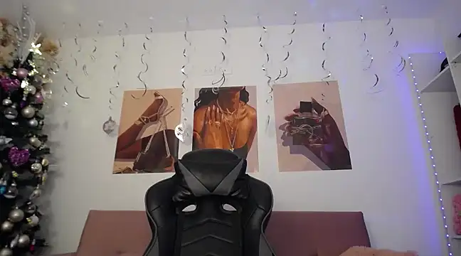 Snapshot of catalinapalencia chatting on 12/06/24, 06:39 catalinapalencia online show from 12/06/24, 06:39