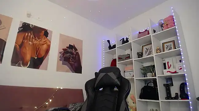 Snapshot of catalinapalencia chatting on 02/10/25, 09:58 catalinapalencia online show from 02/10/25, 09:58