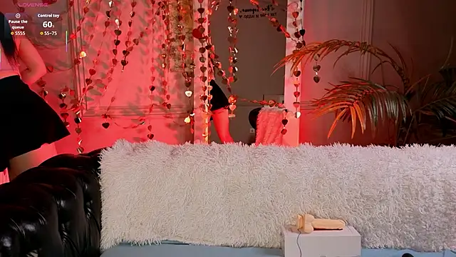 Kelly Woods online show from 02/13/26, 03:52