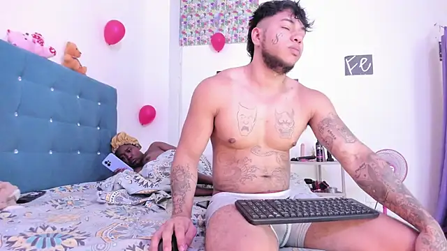 Snapshot of daamonxxx19 chatting on 03/02/25, 05:36 daamonxxx19 online show from 03/02/25, 05:36