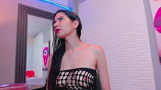 Snapshot of sweetieandjuicyy chatting on 02/20/25, 02:24 sweetieandjuicyy online show from 02/20/25, 02:24