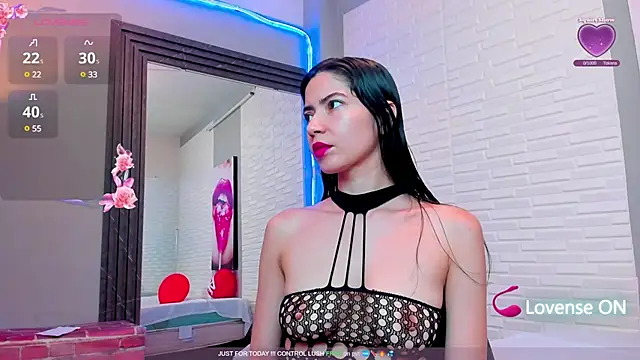 Snapshot of sweetieandjuicyy chatting on 02/25/25, 04:42 sweetieandjuicyy online show from 02/25/25, 04:42