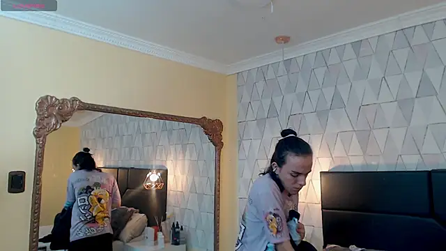 JustinePerry online show from 02/21/25, 03:56