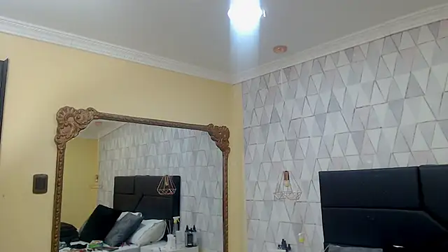 JustinePerry online show from 02/22/25, 03:56