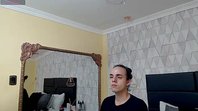 JustinePerry online show from 02/24/25, 04:05