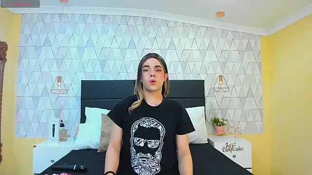 JustinePerry online show from 10/20/25, 03:40