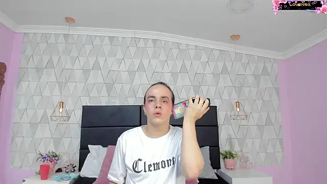 JustinePerry online show from 05/30/26, 04:31