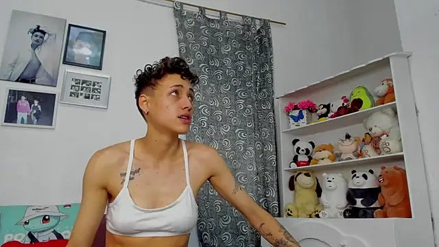 megan 100 online show from 02/11/26, 04:12