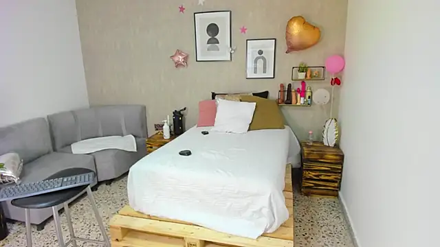 afrodita martinez online show from 02/20/25, 08:58