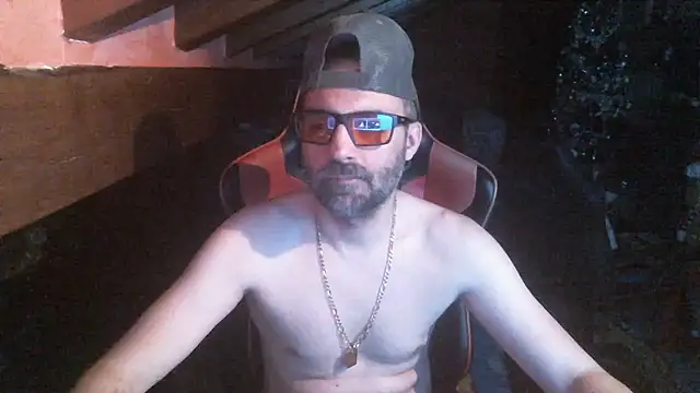 Snapshot of 6996horus chatting on 12/11/24, 01:47 6996horus online show from 12/11/24, 01:47