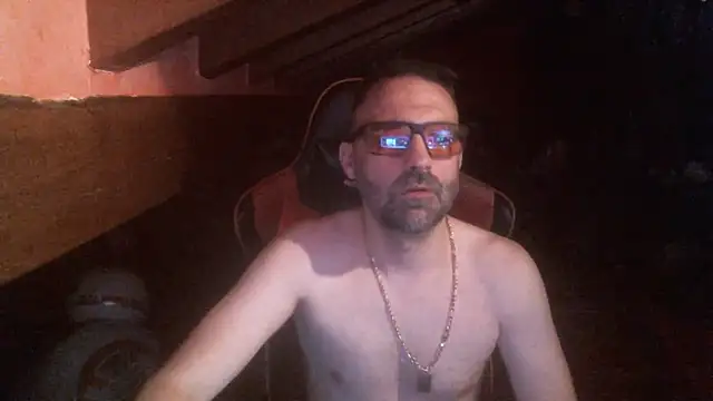 Snapshot of 6996horus chatting on 03/14/25, 05:59 6996horus online show from 03/14/25, 05:59