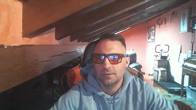 Snapshot of 6996horus chatting on 02/06/26, 04:32 6996horus online show from 02/06/26, 04:32