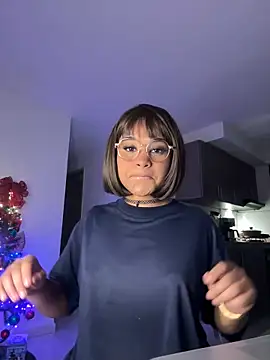 Lucy wilson5 online show from 01/21/25, 03:59