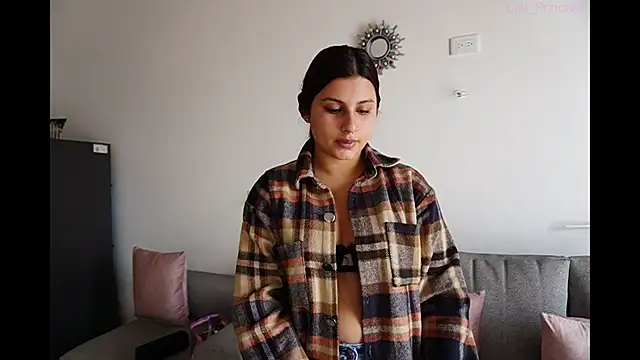 Luu Princess online show from 01/04/25, 05:05