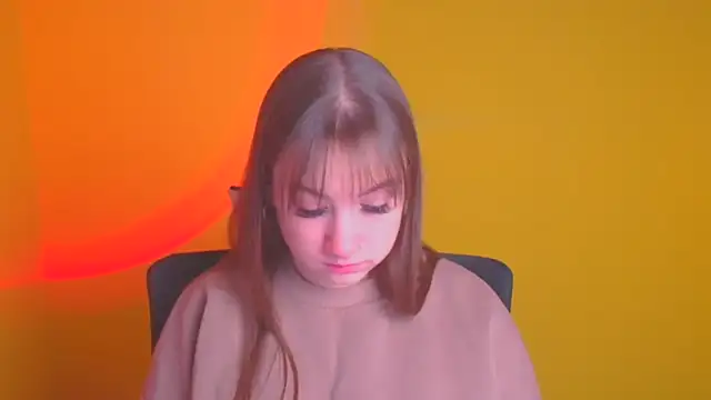 Snapshot of Evelina_GG chatting on 01/06/25, 06:36 Evelina GG online show from 01/06/25, 06:36