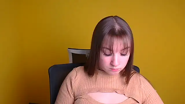 Snapshot of Evelina_GG chatting on 01/14/25, 09:56 Evelina GG online show from 01/14/25, 09:56