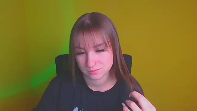 Snapshot of Evelina_GG chatting on 01/20/25, 09:56 Evelina GG online show from 01/20/25, 09:56