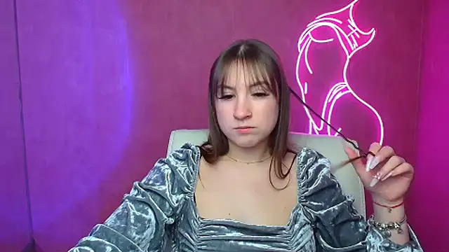 Snapshot of Evelina_GG chatting on 01/24/25, 09:49 Evelina GG online show from 01/24/25, 09:49