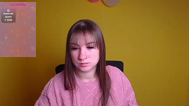 Snapshot of Evelina_GG chatting on 02/17/25, 06:42 Evelina GG online show from 02/17/25, 06:42