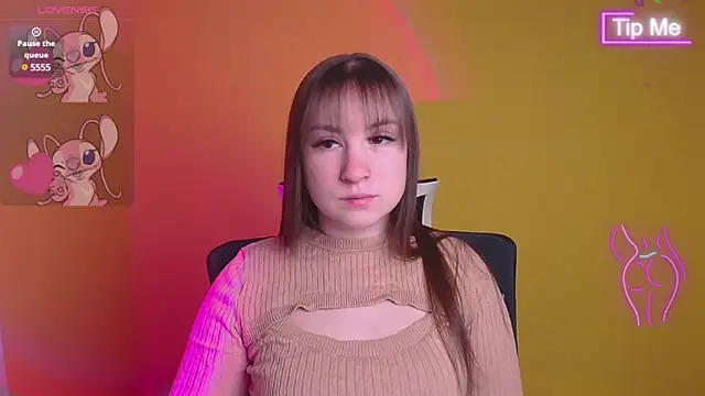 Snapshot of Evelina_GG chatting on 02/19/25, 06:44 Evelina GG online show from 02/19/25, 06:44