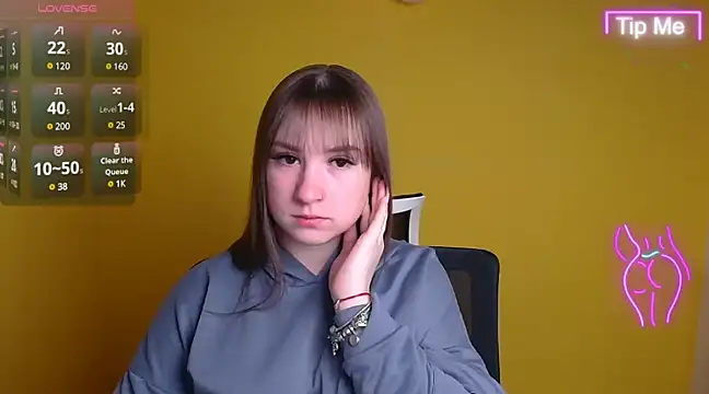 Snapshot of Evelina_GG chatting on 02/20/25, 06:50 Evelina GG online show from 02/20/25, 06:50