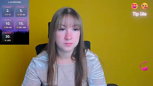 Snapshot of Evelina_GG chatting on 09/14/25, 05:28 Evelina GG online show from 09/14/25, 05:28