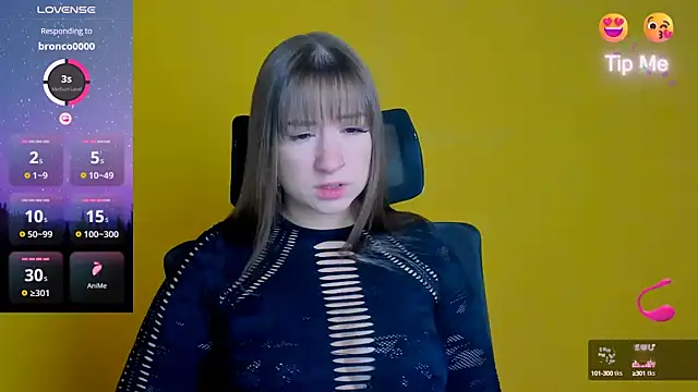 Snapshot of Evelina_GG chatting on 09/19/25, 05:53 Evelina GG online show from 09/19/25, 05:53