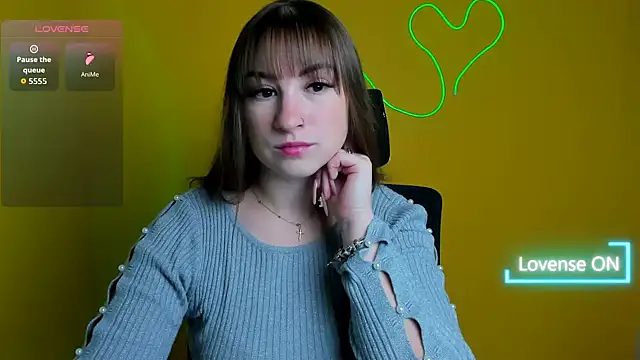 Snapshot of Evelina_GG chatting on 10/24/25, 11:28 Evelina GG online show from 10/24/25, 11:28