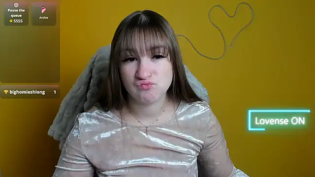 Evelina GG online show from 11/17/25, 06:41