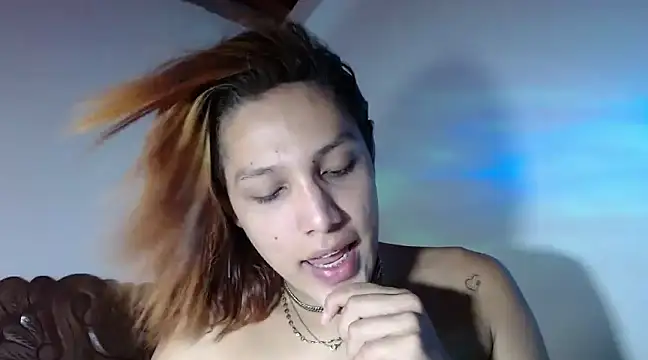 alexandra lorens online show from 02/17/25, 04:15