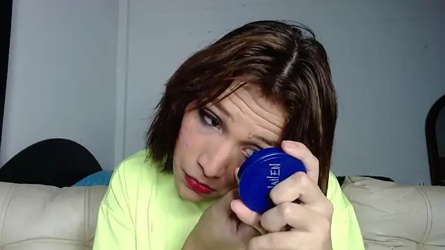 alexandra lorens online show from 09/26/25, 06:56