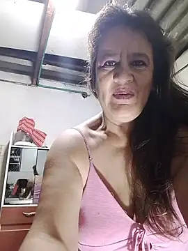 Snapshot of DirtyStefaniax chatting on 11/28/25, 09:01 DirtyStefaniax online show from 11/28/25, 09:01